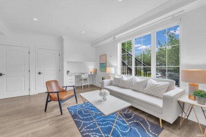 Photo 3 at 469 W 63rd Avenue, Marpole, Vancouver West