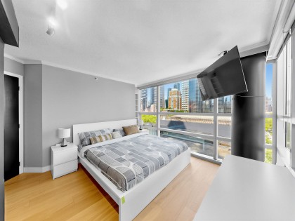 Photo 8 at 708 - 1050 Burrard Street, Downtown VW, Vancouver West