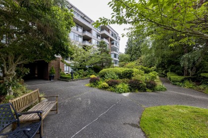 Photo 32 at 407 - 4101 Yew Street, Quilchena, Vancouver West