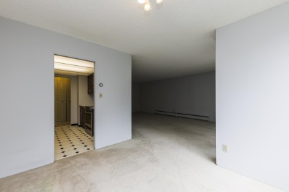 Photo 11 at 407 - 4101 Yew Street, Quilchena, Vancouver West