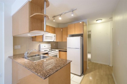 Photo 3 at 508 - 1189 Howe Street, Downtown VW, Vancouver West