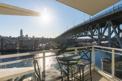 Photo 1 at 805 - 628 Kinghorne Mews, Yaletown, Vancouver West