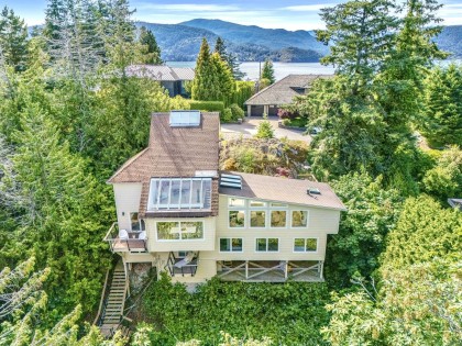 Photo 1 at 6236 Summit Avenue, Gleneagles, West Vancouver