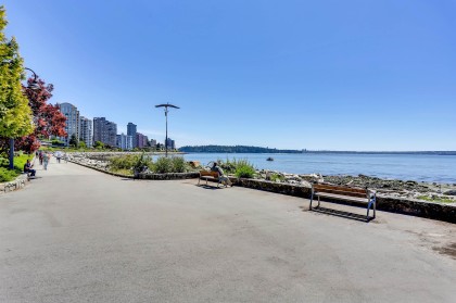Photo 23 at 107 - 150 24 Street, Dundarave, West Vancouver
