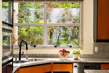 Photo 10 at 1575 Acadia Road, University VW, Vancouver West