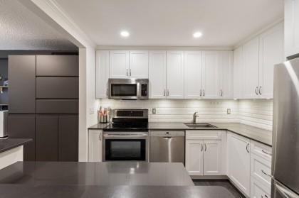 Photo 22 at 209 - 310 E 3rd Street, Lower Lonsdale, North Vancouver