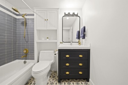 Photo 12 at 200 - 2033 W 7th Avenue, Kitsilano, Vancouver West