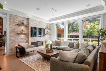 Photo 14 at 693 E Osborne Road, Princess Park, North Vancouver