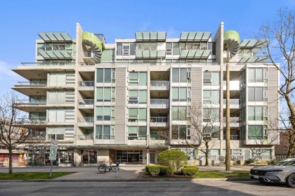 Photo 1 at 308 - 2528 Maple Street, Kitsilano, Vancouver West