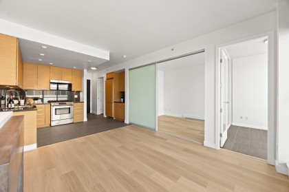Photo 9 at 308 - 2528 Maple Street, Kitsilano, Vancouver West