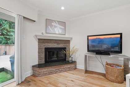 Photo 13 at 2329 Mountain Highway, Lynn Valley, North Vancouver
