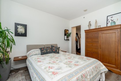 Photo 17 at 331 - 2288 W Broadway, Vancouver West
