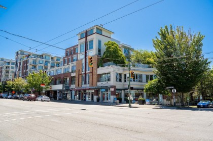 Photo 33 at 331 - 2288 W Broadway, Vancouver West