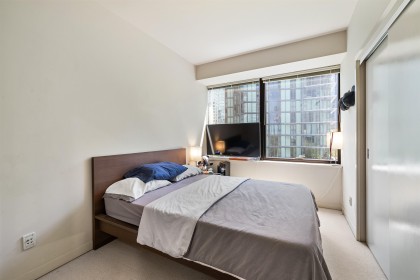 Photo 10 at 609 - 1333 Georgia Street, Coal Harbour, Vancouver West