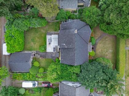Photo 3 at 1049 W 33rd Avenue, Shaughnessy, Vancouver West