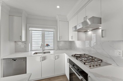 Photo 13 at 2227 W 16th Avenue, Kitsilano, Vancouver West