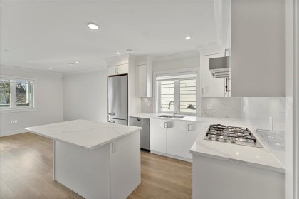 Photo 10 at 2227 W 16th Avenue, Kitsilano, Vancouver West
