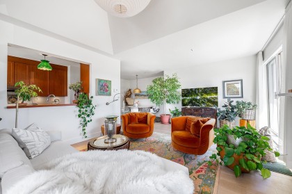 Photo 7 at 401 - 1765 Marine Drive, Ambleside, West Vancouver