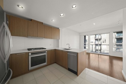 Photo 7 at 611 - 6033 Gray Avenue, University VW, Vancouver West