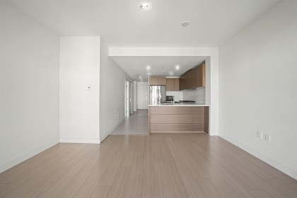 Photo 5 at 611 - 6033 Gray Avenue, University VW, Vancouver West
