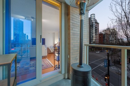 Photo 8 at 505 - 388 Drake Street, Yaletown, Vancouver West