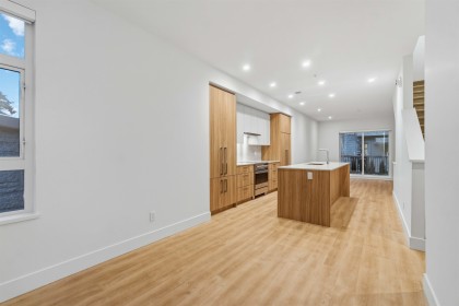Photo 2 at 107 - 2320 Emery Court, Lynn Valley, North Vancouver