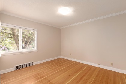 Photo 18 at 1441 Haywood Avenue, Ambleside, West Vancouver