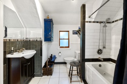 Photo 25 at 445 N Oxley Street, West Bay, West Vancouver