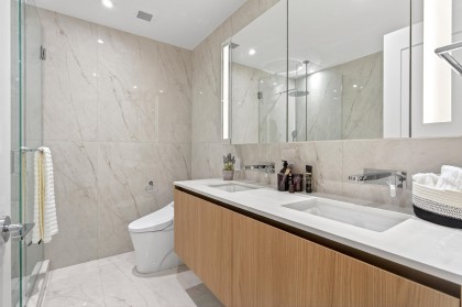 Photo 17 at 202 - 135 E 13th Street, Central Lonsdale, North Vancouver