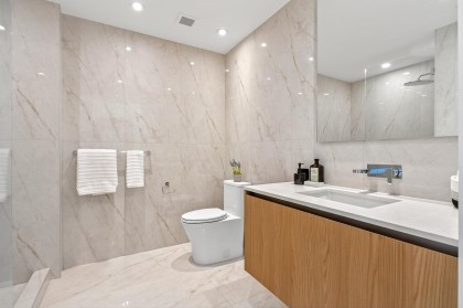Photo 20 at 202 - 135 E 13th Street, Central Lonsdale, North Vancouver