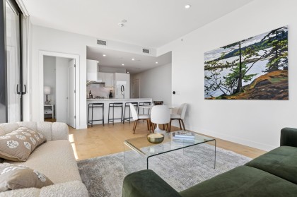 Photo 9 at 202 - 135 E 13th Street, Central Lonsdale, North Vancouver