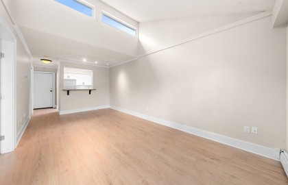 Photo 8 at 301 - 235 W 4th Street, Lower Lonsdale, North Vancouver