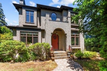 Photo 1 at 2495 W 33rd Avenue, Quilchena, Vancouver West