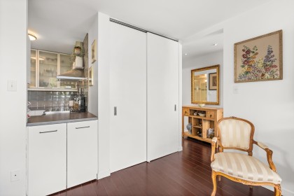 Photo 13 at 704 - 650 16th Street, Ambleside, West Vancouver