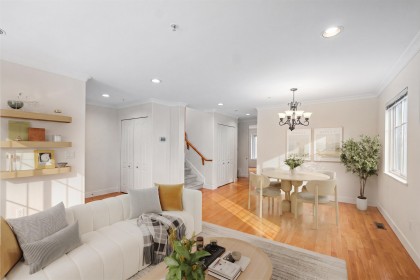 Photo 2 at 416 W Keith Road, Central Lonsdale, North Vancouver