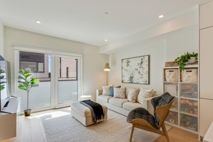 Photo 3 at 125 - 649 E 3rd Street, Lower Lonsdale, North Vancouver