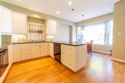 Photo 9 at 2849 W 35th Avenue, MacKenzie Heights, Vancouver West