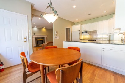 Photo 11 at 2849 W 35th Avenue, MacKenzie Heights, Vancouver West