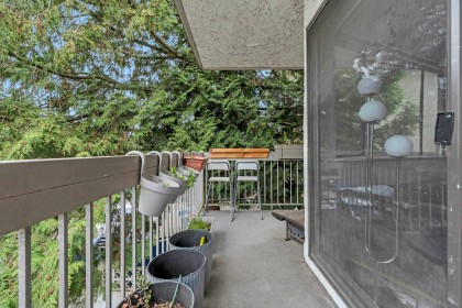 Photo 13 at 207 - 2080 Maple Street, Kitsilano, Vancouver West