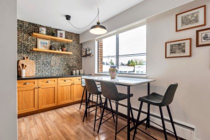Photo 7 at 207 - 2080 Maple Street, Kitsilano, Vancouver West