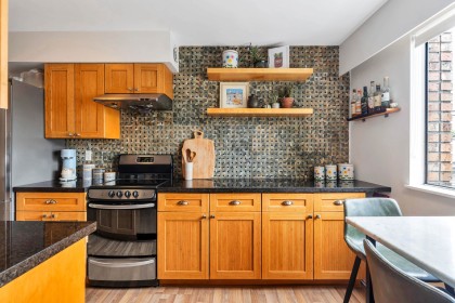 Photo 1 at 207 - 2080 Maple Street, Kitsilano, Vancouver West