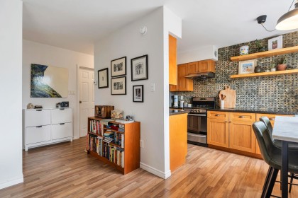 Photo 9 at 207 - 2080 Maple Street, Kitsilano, Vancouver West