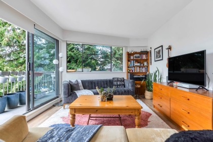 Photo 10 at 207 - 2080 Maple Street, Kitsilano, Vancouver West