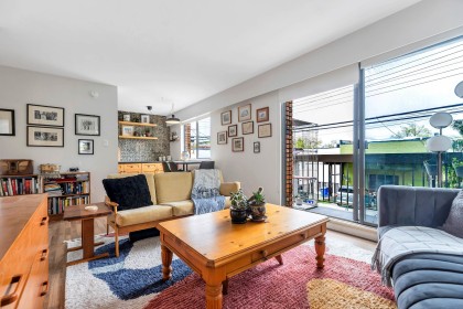 Photo 11 at 207 - 2080 Maple Street, Kitsilano, Vancouver West