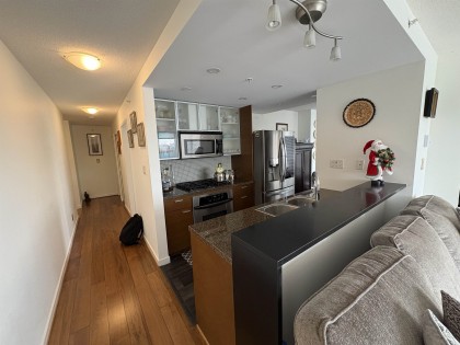 Photo 9 at 1106 - 980 Cooperage Way, Yaletown, Vancouver West