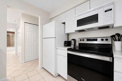 Photo 12 at 108 - 3250 W Broadway, Kitsilano, Vancouver West