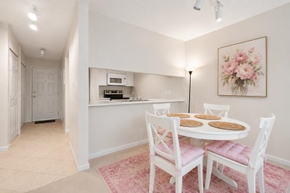 Photo 9 at 108 - 3250 W Broadway, Kitsilano, Vancouver West