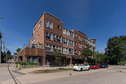 Photo 22 at 304 - 2025 Stephens Street, Kitsilano, Vancouver West