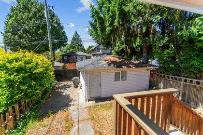 Photo 9 at 7643 Selkirk Street, South Granville, Vancouver West