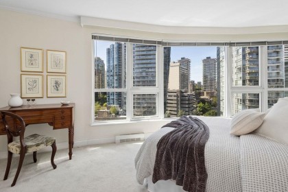 Photo 22 at 1602 - 535 Nicola Street, Coal Harbour, Vancouver West